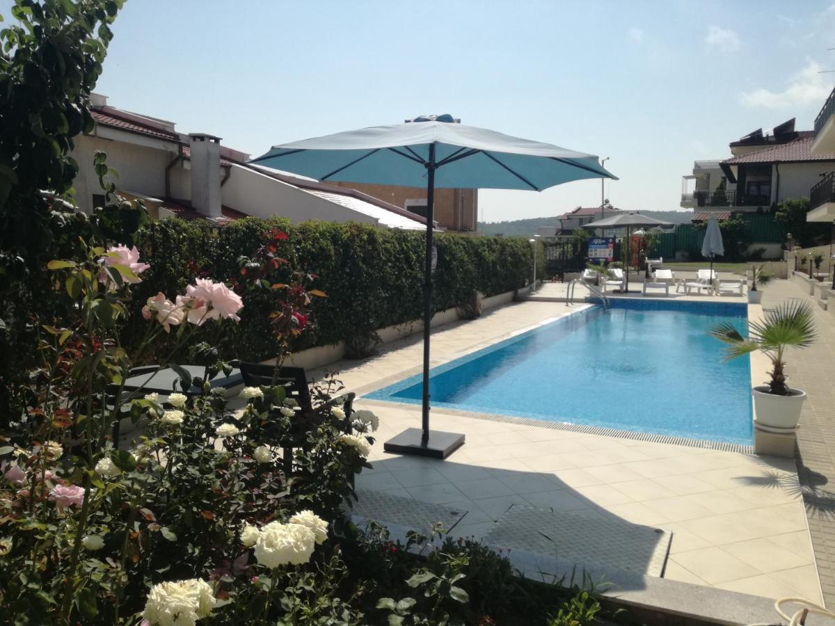 Apartments In Villas Apolon Sozopol Bagian luar foto