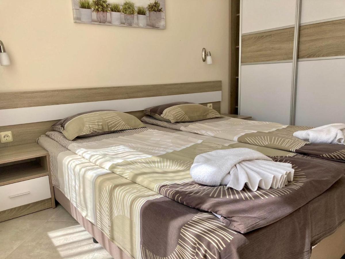 Apartments In Villas Apolon Sozopol Bagian luar foto