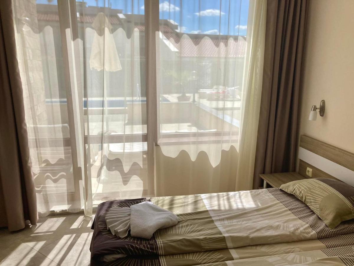 Apartments In Villas Apolon Sozopol Bagian luar foto